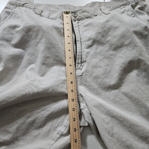 Shorts Mens W 40 Lot of 3 Beige Gray Pockets Chino Cargo Golf Outdoor Athleisure - Picture 7 of 16